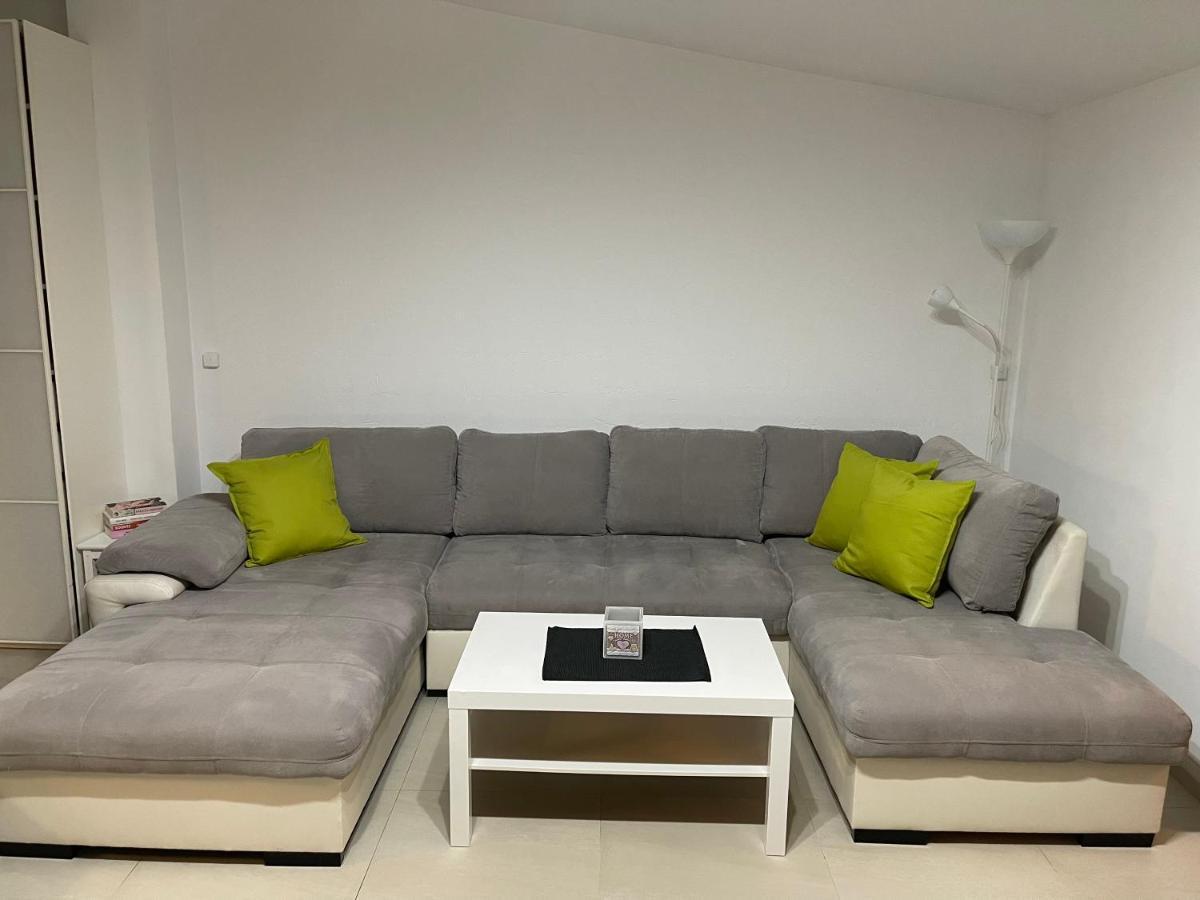 Apartament Rodzinny Ostrowiec Sw Ostrowiec Świętokrzyski Eksteriør bilde