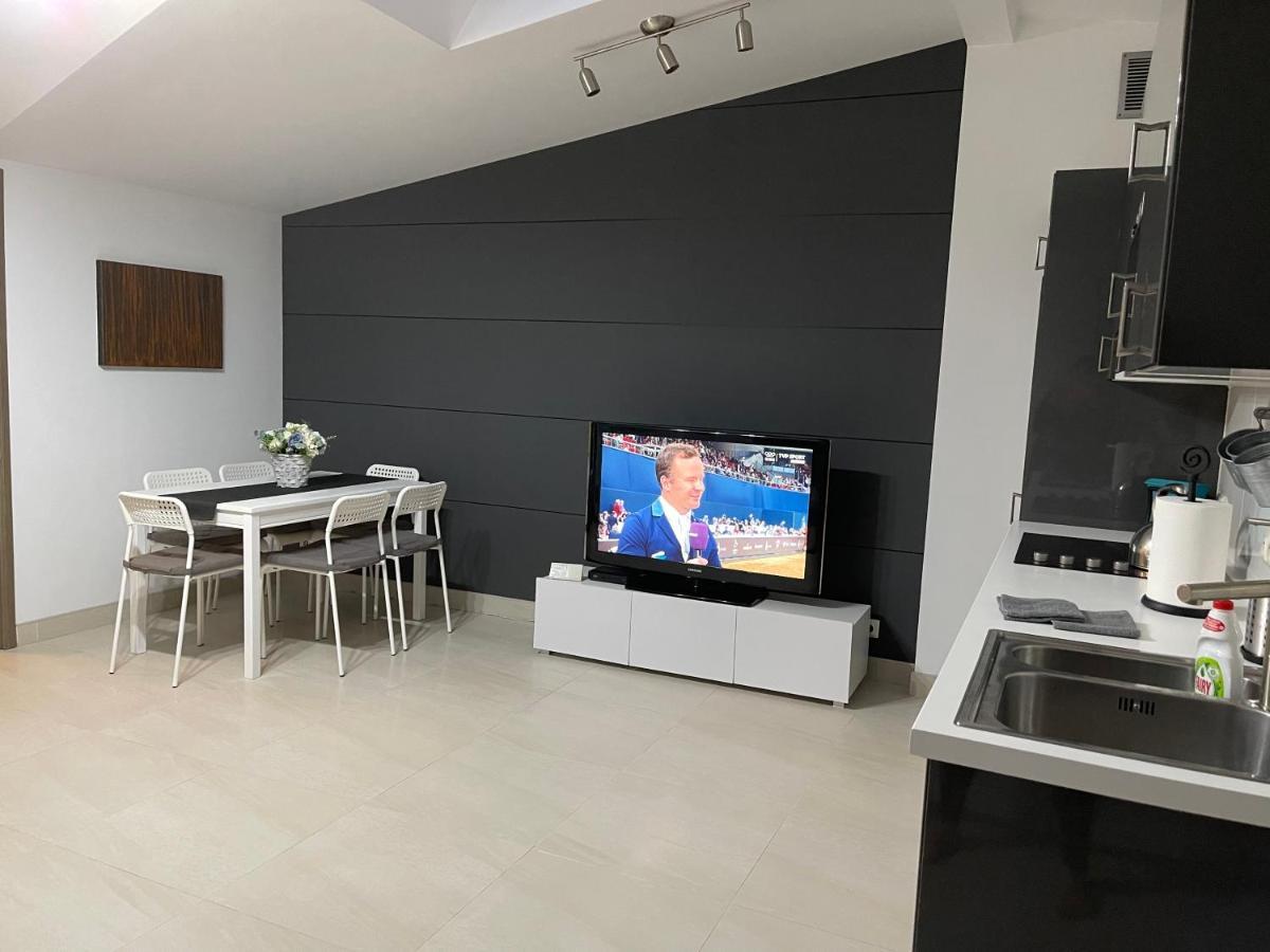 Apartament Rodzinny Ostrowiec Sw Ostrowiec Świętokrzyski Eksteriør bilde