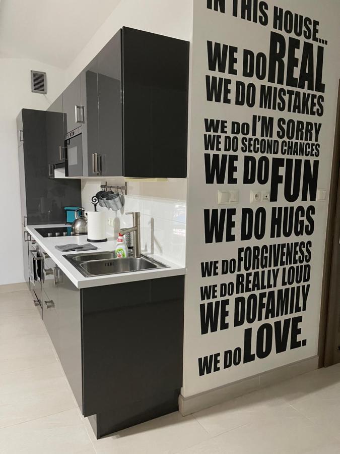 Apartament Rodzinny Ostrowiec Sw Ostrowiec Świętokrzyski Eksteriør bilde